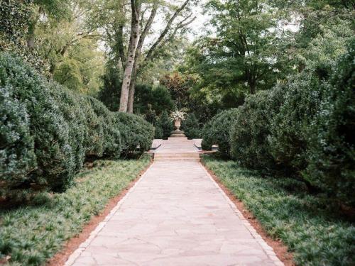 greenery garden wedding space