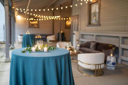 ambient lights wedding tables 