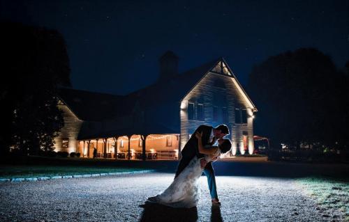 nighttime wedding scenery photo